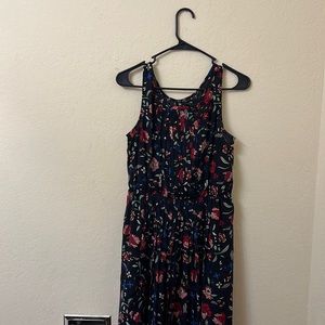 Sleeveless dress